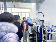 <b>大連市高新區(qū)科技局領(lǐng)導(dǎo)及專家蒞臨我司考察指導(dǎo)</b>